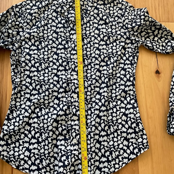 Banana Republic Soft Wash Long Sleeve Shirt, Blue/White, Size X-Small - Picture 6 of 6
